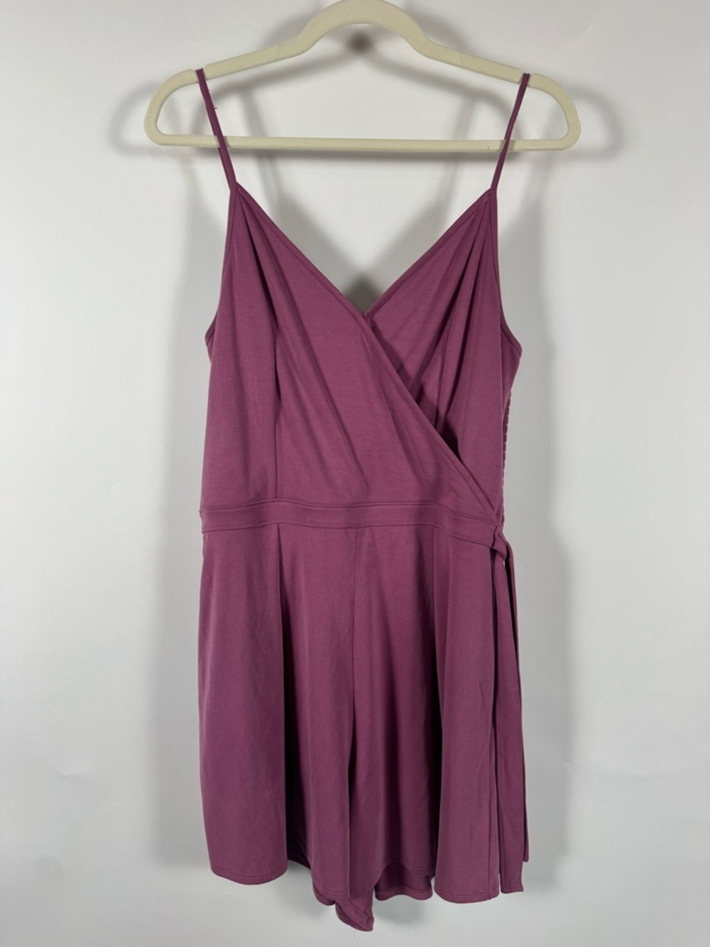 Abercrombie & Fitch Sleeveless Romper Size LT Coquette Balletcore Romantic Soft